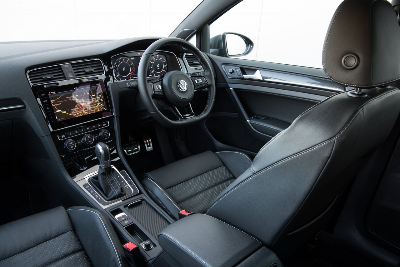 Videos: Volkswagen Mk7.5 Golf R (2017-20)