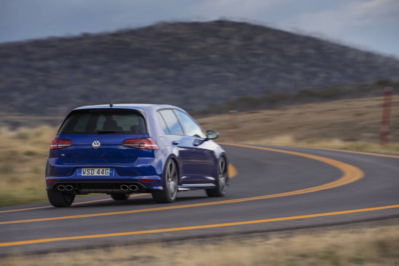 Videos: Volkswagen Mk.7 Golf R (2014-17)