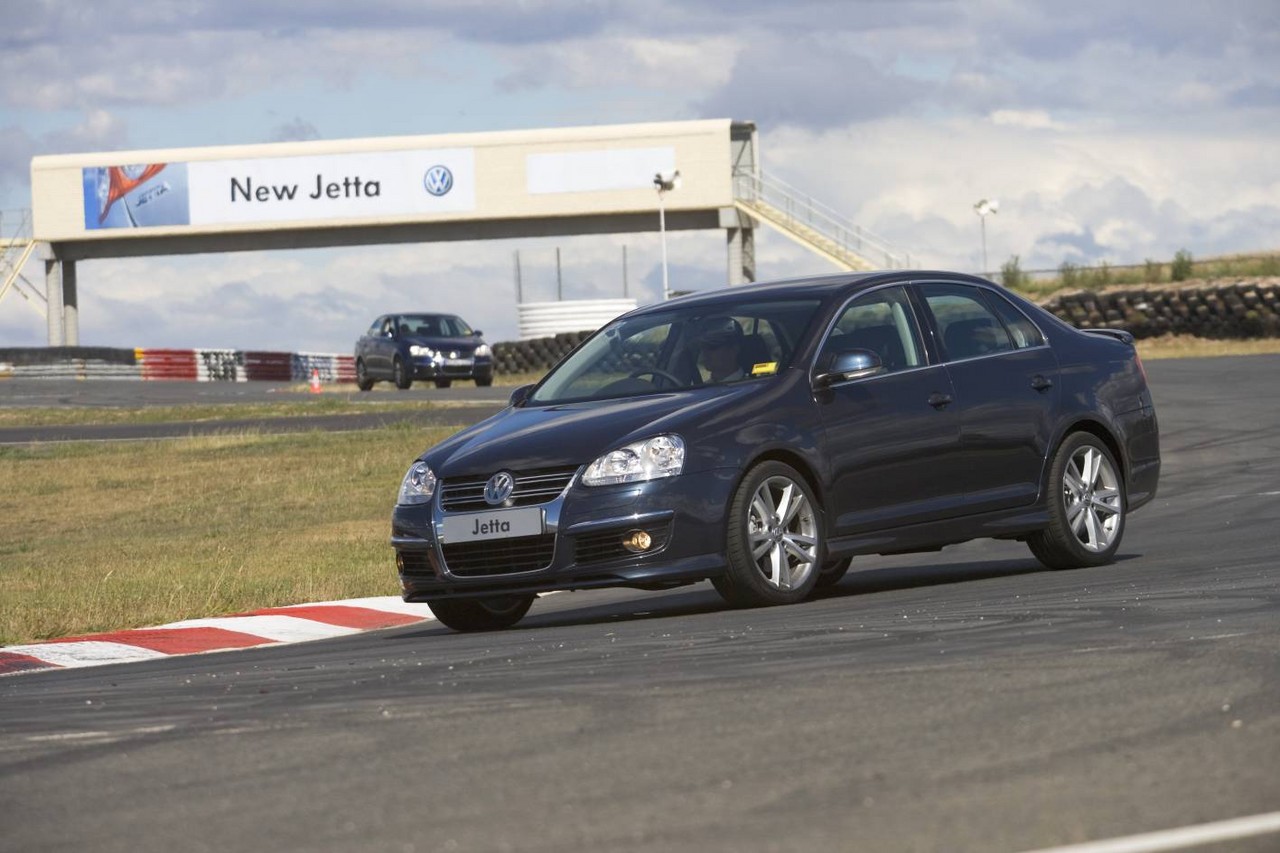 Videos: Volkswagen Mk.5 Jetta (2006-11)