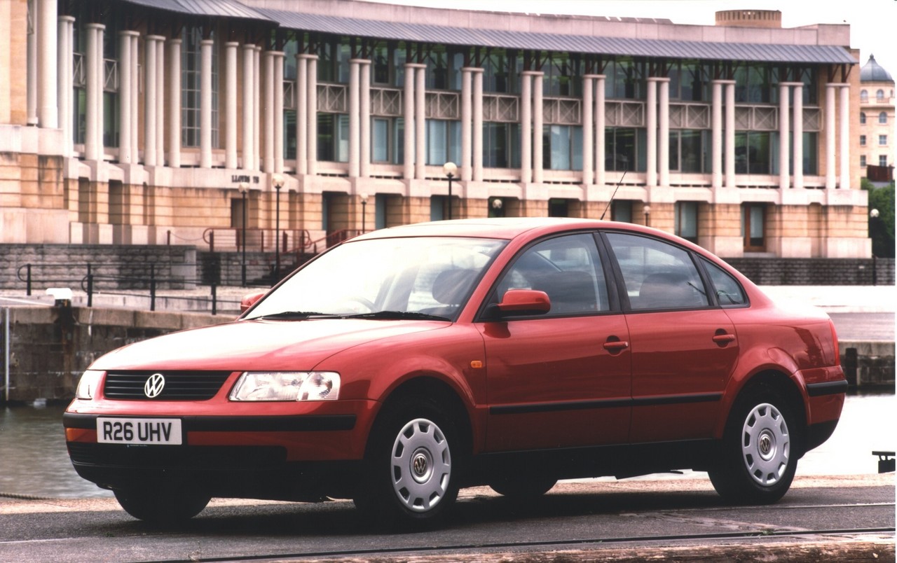 Videos: Volkswagen Mk.5 Passat (1998-05)