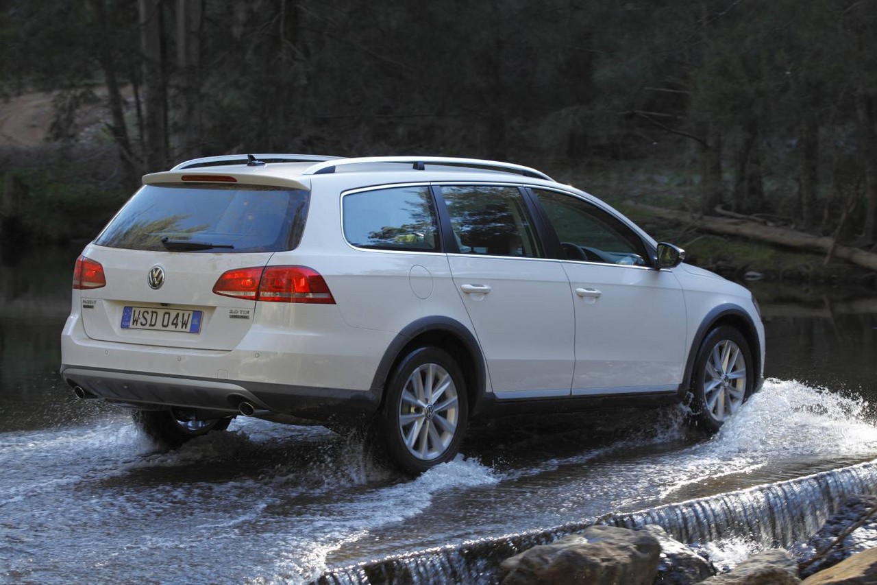 Videos: Volkswagen Mk.6 Passat Alltrack (2012-15)
