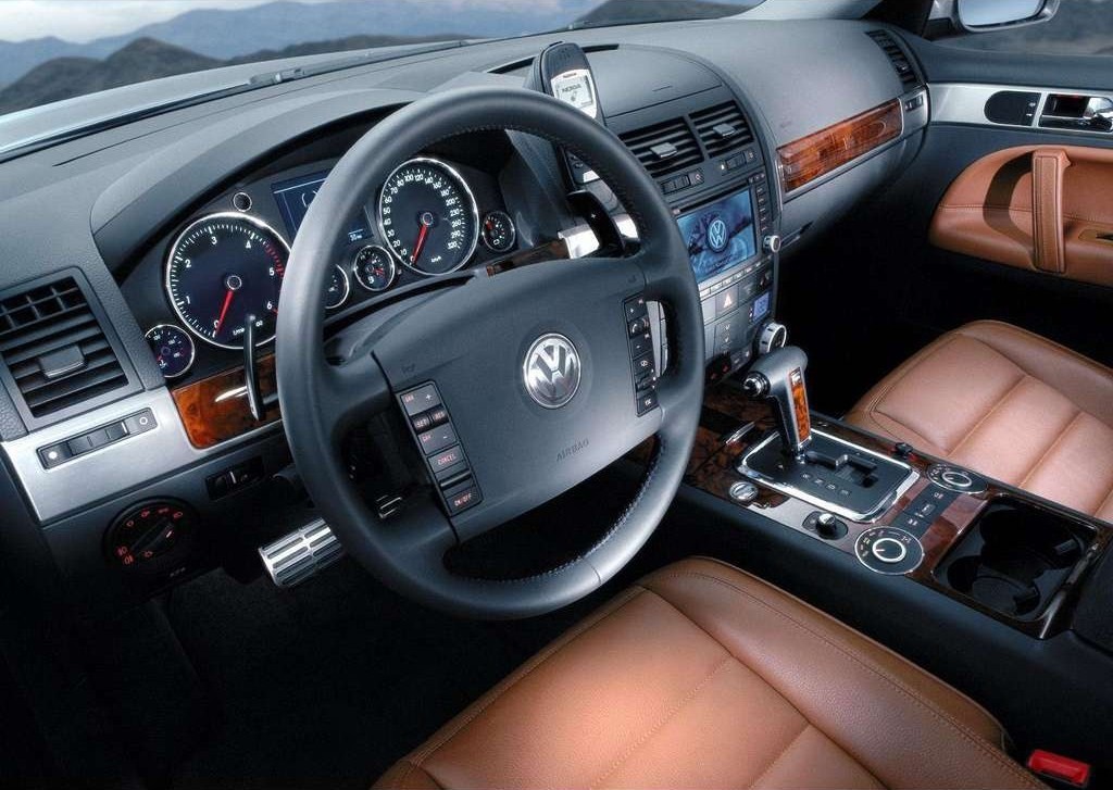 Videos: Volkswagen 7L Touareg (2003-10)