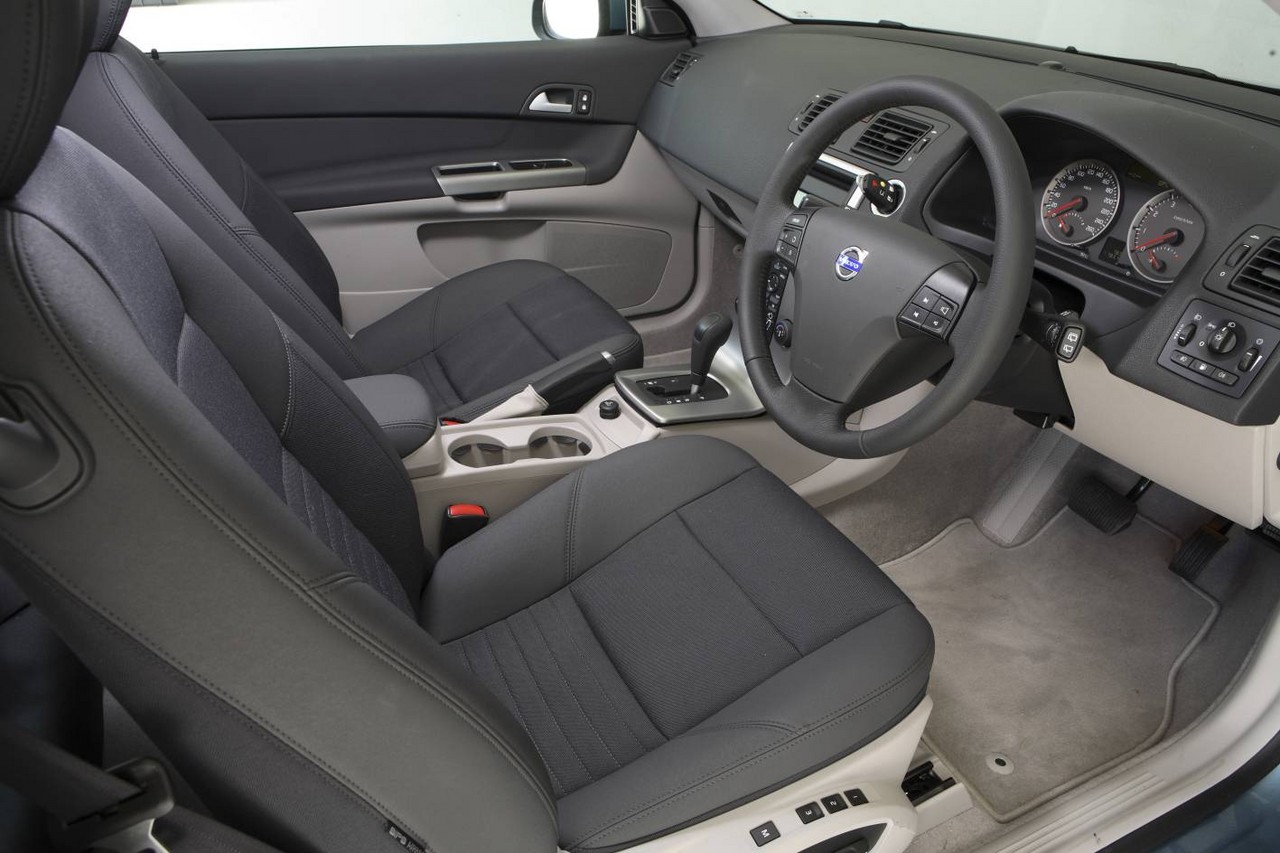 Videos: Volvo Mk.1 C30 (2007-13)