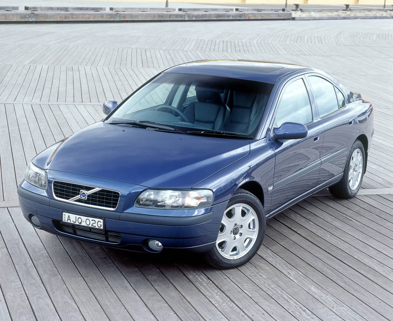 Images: Volvo Mk.1 S60 (2001-09)