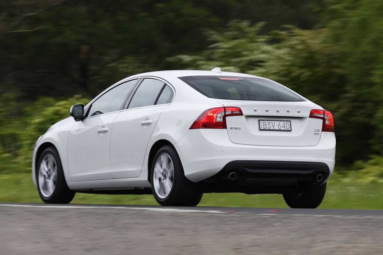 Videos: Volvo Mk.2 S60 (2010-18)