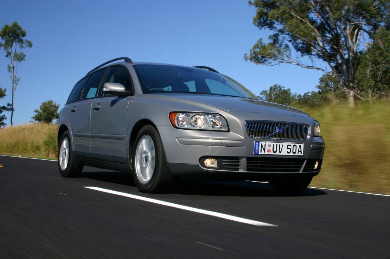 Images: Volvo Mk.2 V50 (2004-12)